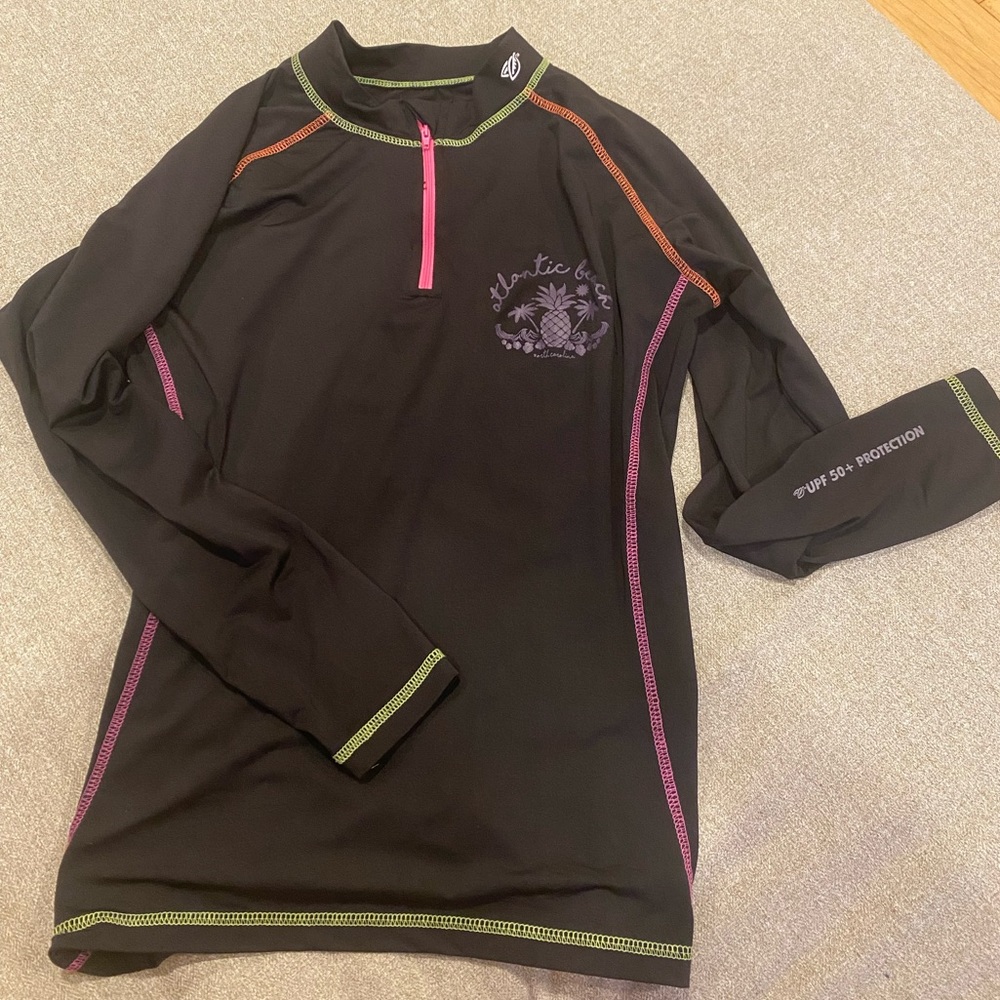 Women’s Rash Guard